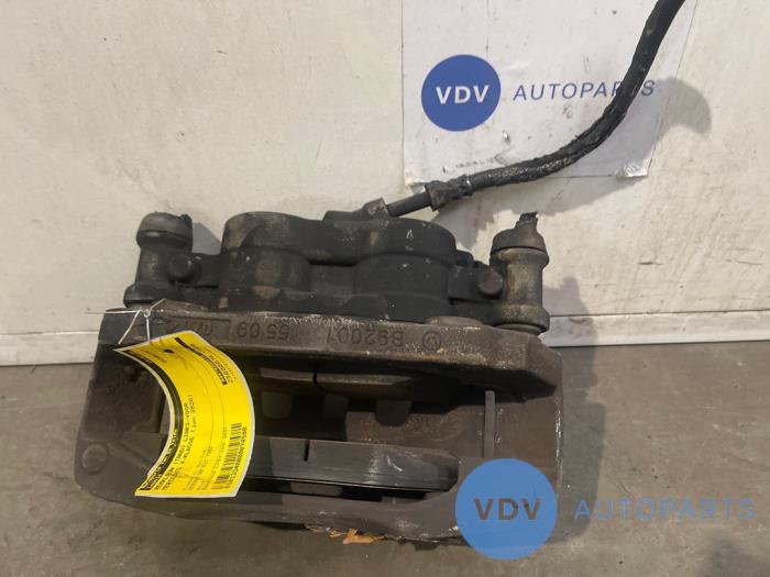 Zacisk hamulcowy lewy przód Mercedes V-Klasse