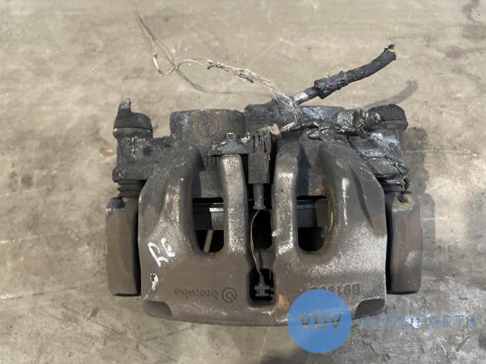 Zacisk hamulcowy prawy przód Mercedes V-Klasse