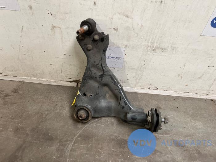 Front wishbone, left Mercedes V-Klasse