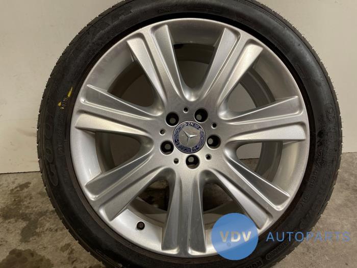 Felge + Reifen Mercedes S-Klasse