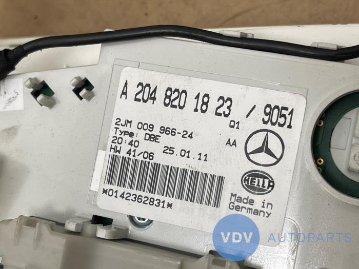 Oswietlenie wewnetrzne przód Mercedes E-Klasse