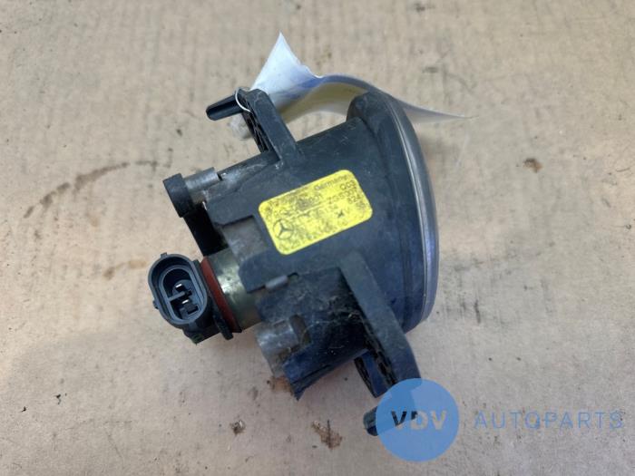 Feu antibrouillard avant gauche Mercedes C-Klasse