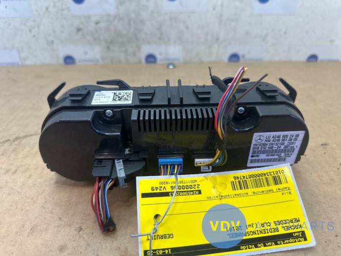 Panneau de commandes chauffage Mercedes CLA