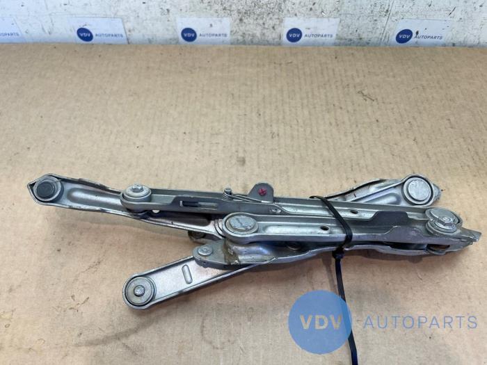 Motorkap Scharnier Mercedes 190E/D