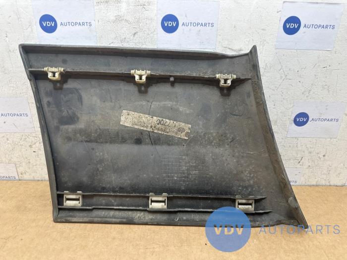 Listwa ozdobna Mercedes 190E/D