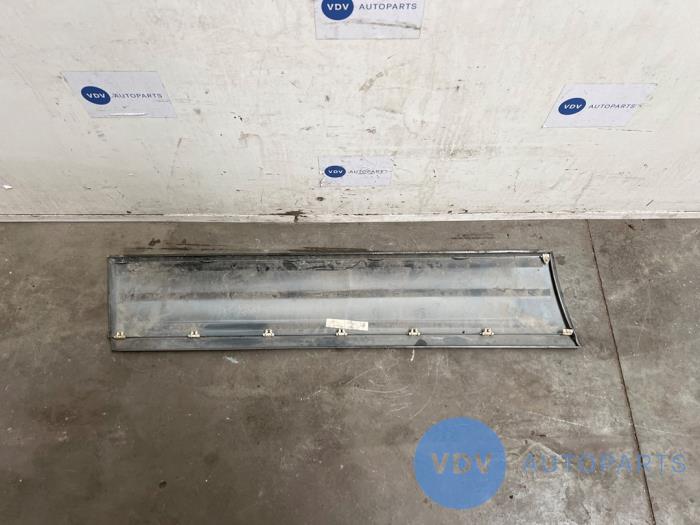 Listwa ozdobna Mercedes 190E/D