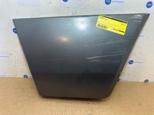 Gebruikte Sierlijst Mercedes 190 (W201) 2.0 D Prijs € 48,40 Inclusief btw aangeboden door Autoparts Van De Velde