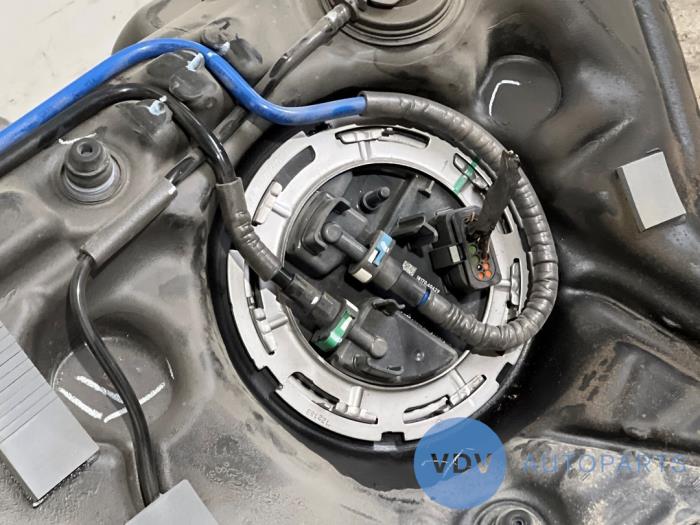 Réservoir de carburant Mercedes C-Klasse