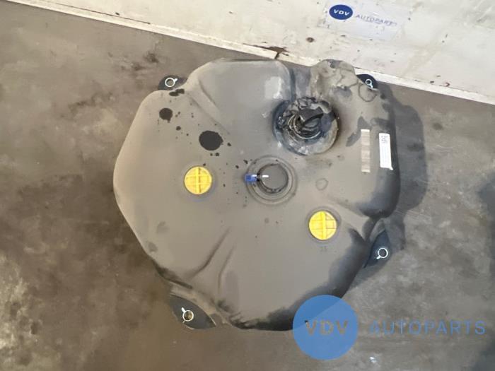 Zbiornik AdBlue Mercedes E-Klasse