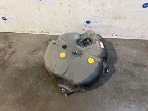 Gebruikte Tank adblue Mercedes E Estate (S212) E-200 CDI 16V BlueEfficiency,BlueTEC Prijs € 302,50 Inclusief btw aangeboden door Autoparts Van De Velde