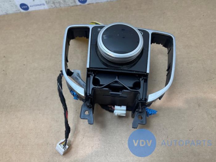 Bedienung BordSteuergerät Mercedes C-Klasse