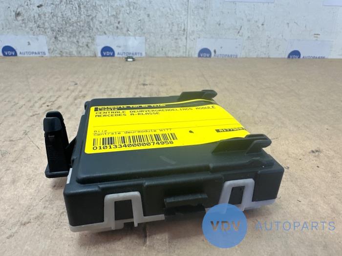 Modul centralnego zamka Mercedes A-Klasse