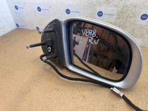 Gebruikte Spiegel Buiten rechts Mercedes ML II (164/4JG) 3.0 ML-280 CDI 4-Matic V6 24V Prijs € 235,95 Inclusief btw aangeboden door Autoparts Van De Velde