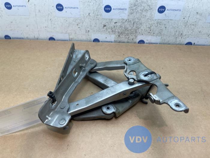 Bonnet Hinge Mercedes E-Klasse