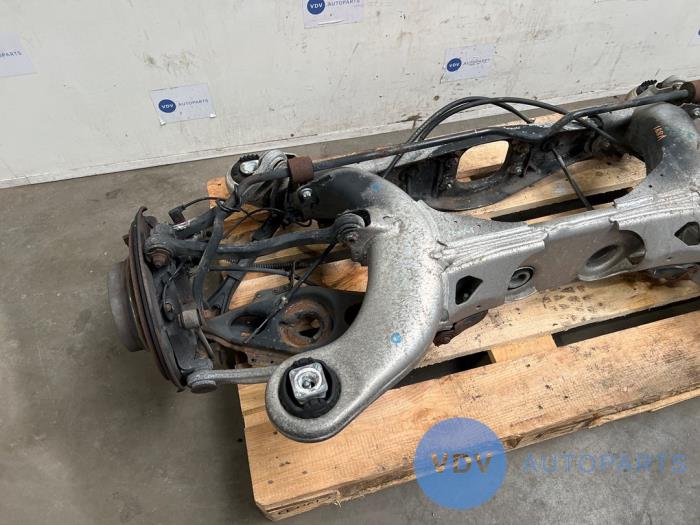 Os tylna napedu na tylne kola Mercedes E-Klasse