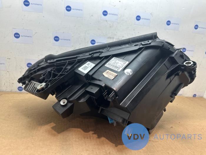 Headlight, left Mercedes C-Klasse