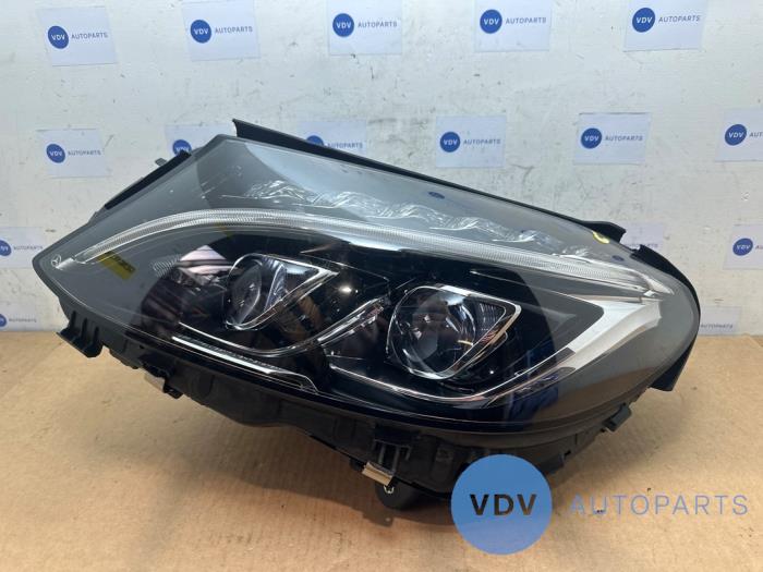 Headlight, left Mercedes C-Klasse