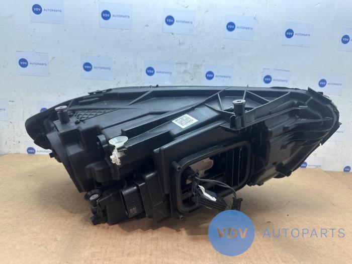 Reflektor lewy Mercedes A-Klasse