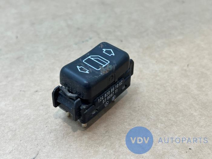 Electric window switch Mercedes E-Klasse