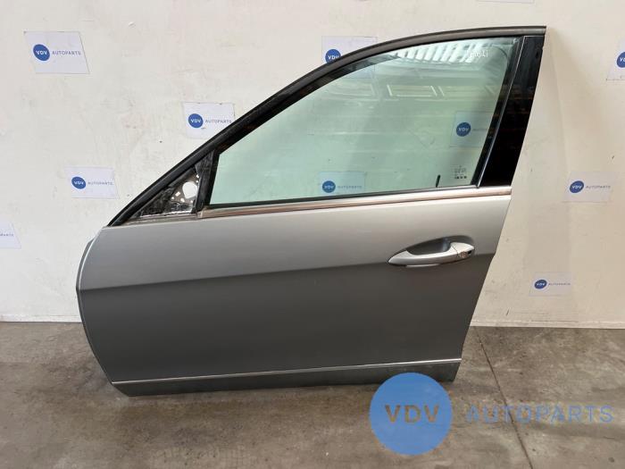Door 4-door, front left Mercedes E-Klasse