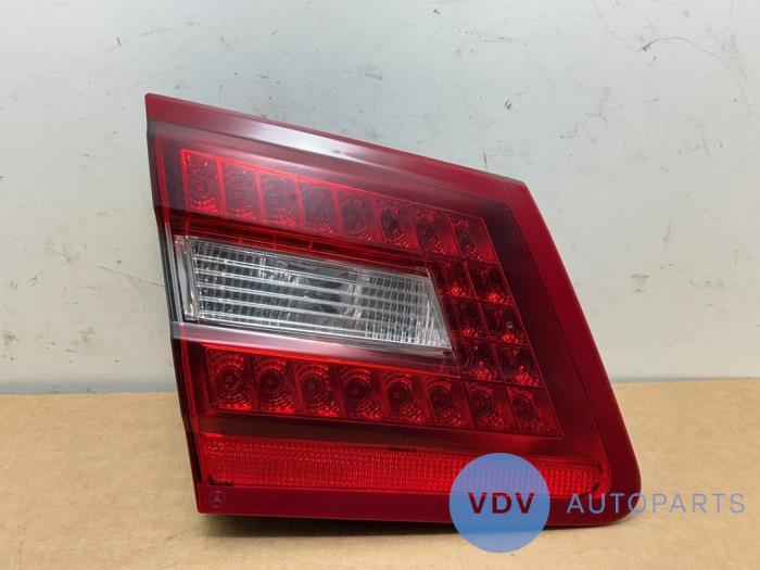 Achterlicht links Mercedes E-Klasse