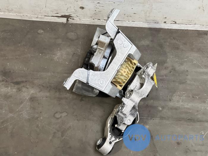 Engine mount Mercedes A-Klasse