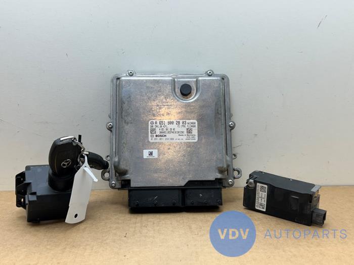 Ignition lock + computer Mercedes B-Klasse