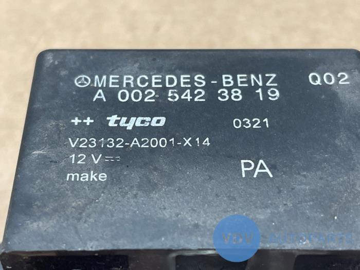Relay Mercedes E-Klasse