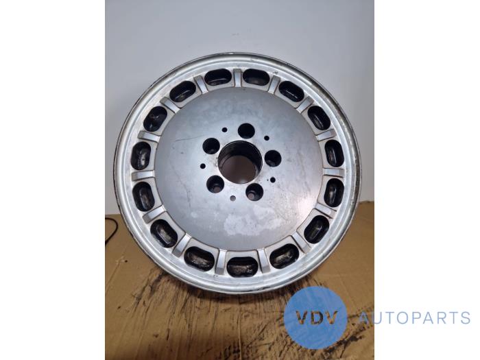 Wheel Mercedes 260SE-600SEL
