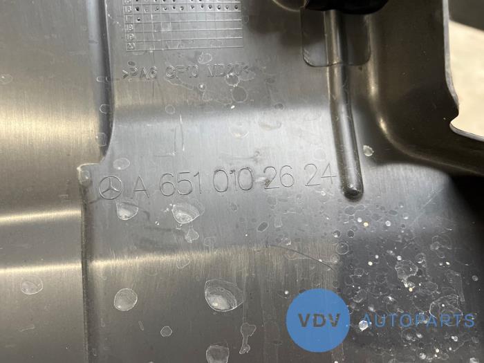 Pokrywa silnika Mercedes Vito