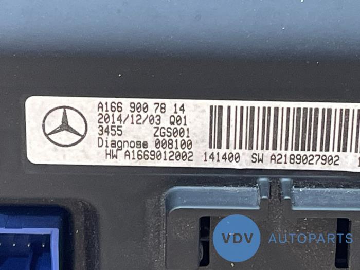 Navigation display Mercedes B-Klasse