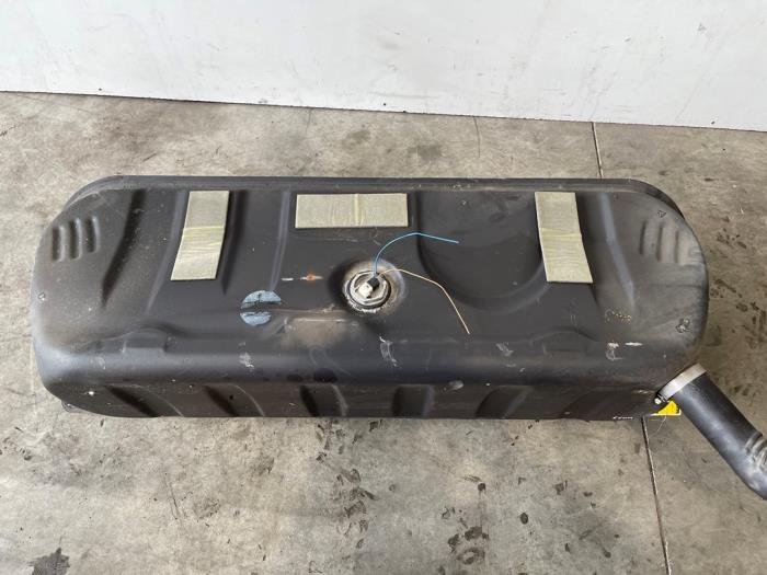 Depósito Mercedes SL
