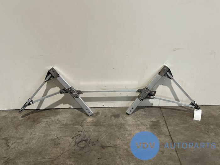 Support (miscellaneous) Mercedes S-Klasse