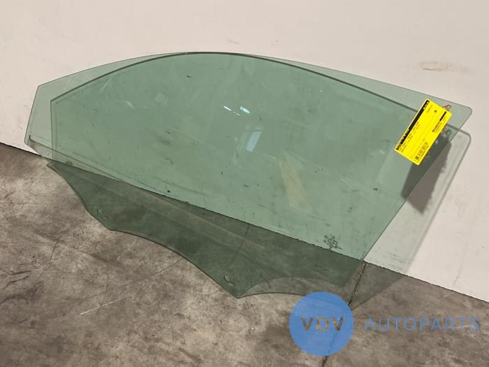 Door window 4-door, front left Mercedes C-Klasse