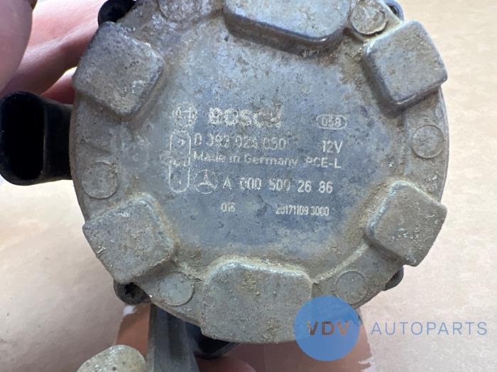 Waterpomp Mercedes C-Klasse