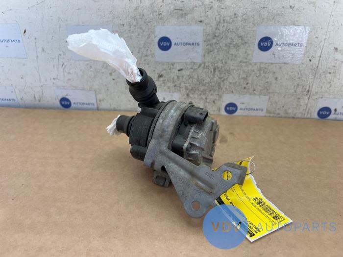 Waterpomp Mercedes C-Klasse