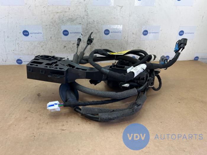 Rear door lock mechanism 4-door, left Mercedes T-Klasse