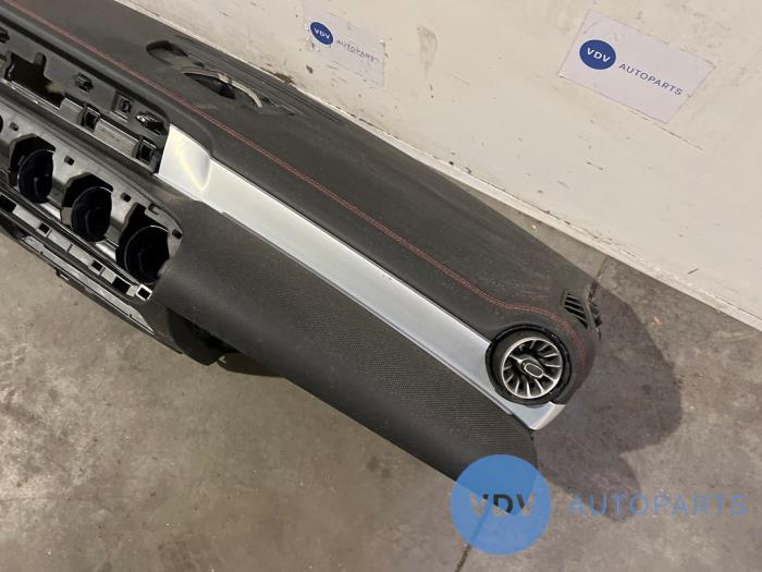 Dashboard Mercedes CLA