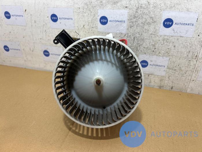 Silnik wentylatora nagrzewnicy Mercedes Vito