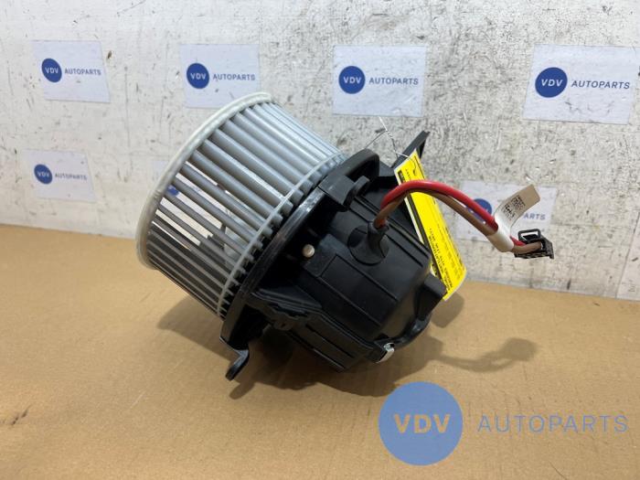 Silnik wentylatora nagrzewnicy Mercedes Vito