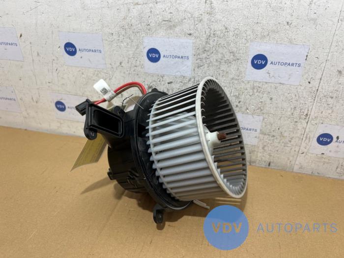 Silnik wentylatora nagrzewnicy Mercedes Vito