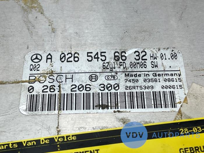 Engine management computer Mercedes S-Klasse