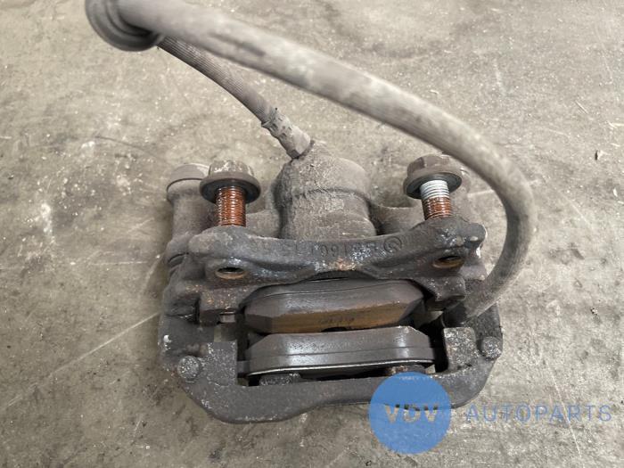 Pinza de freno derecha detrás Mercedes Vito
