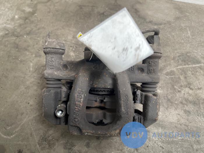 Pinza de freno derecha detrás Mercedes Vito
