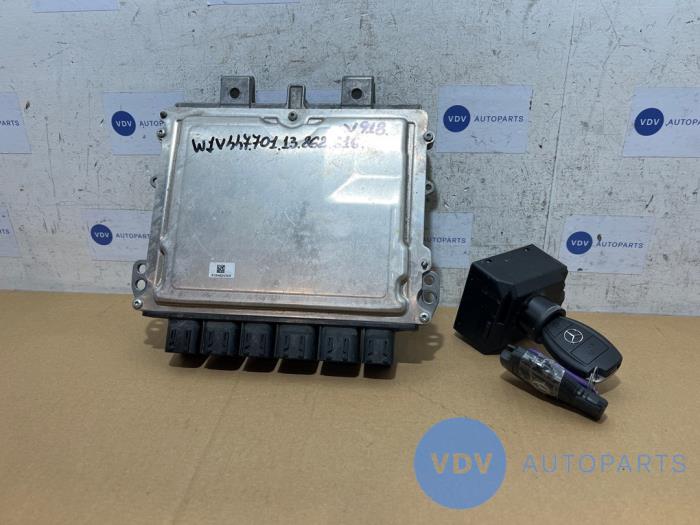 Kontaktslot + computer Mercedes Vito