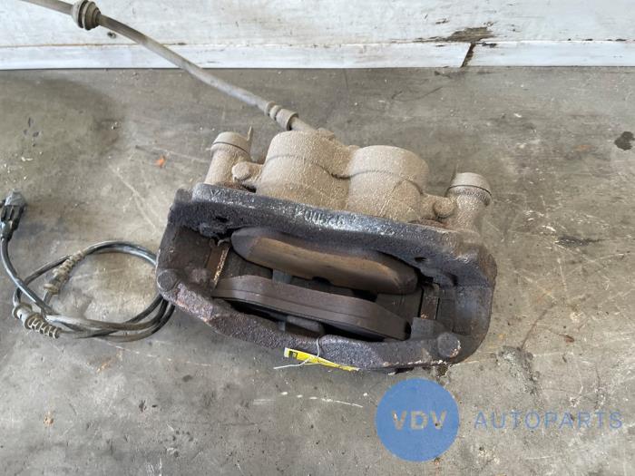 Remklauw (Tang) rechts-voor Mercedes Vito