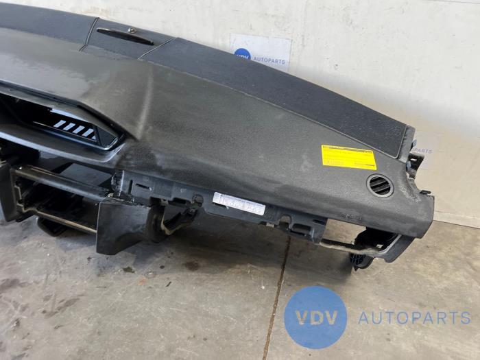 Tableau de bord Mercedes E-Klasse