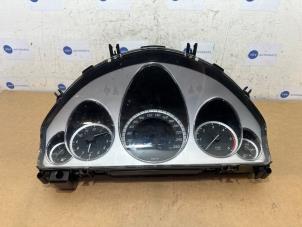 Gebruikte Kilometerteller KM Mercedes E Estate (S212) E-220 CDI 16V BlueEfficiency Prijs € 151,25 Inclusief btw aangeboden door Autoparts Van De Velde