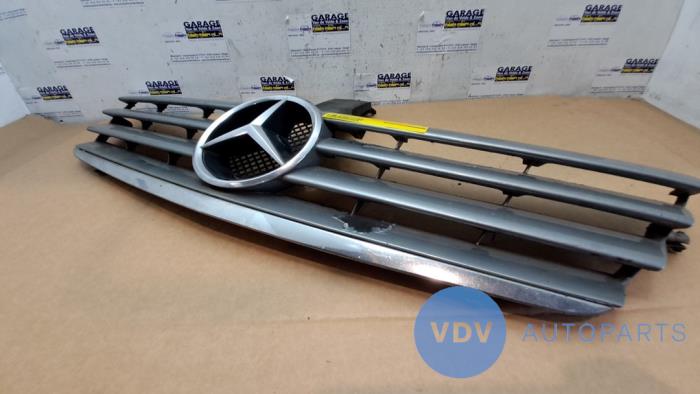 Grille Mercedes C-Klasse