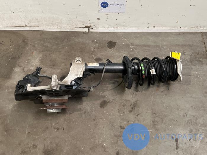 Knuckle, front right Mercedes A-Klasse